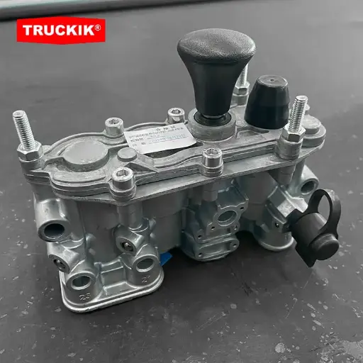 [ASP00027] Pontoon valve assembly